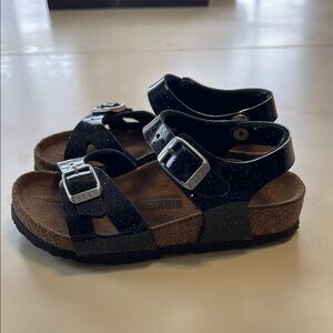 Kids Birkenstock sandals size 26